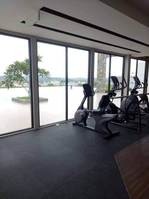 Ss Condostay Residensi Lili, Nilai Nearby Klia, Usim - Infinity Pool, Wifi, Smart Tv Exterior foto