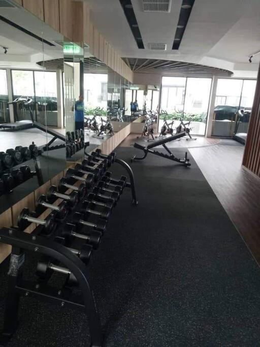 Ss Condostay Residensi Lili, Nilai Nearby Klia, Usim - Infinity Pool, Wifi, Smart Tv Exterior foto