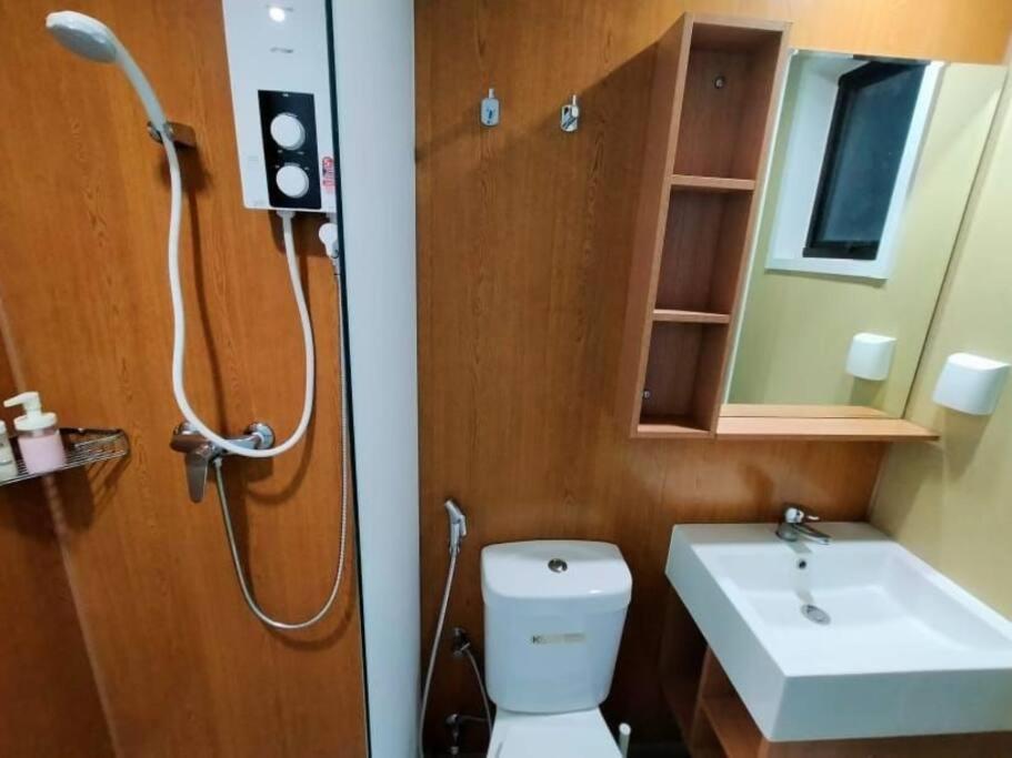 Ss Condostay Residensi Lili, Nilai Nearby Klia, Usim - Infinity Pool, Wifi, Smart Tv Exterior foto